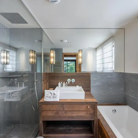 De Prestige Avec Jacuzzi, Sauna Et Cinema - Fr-1-570-42 Saint-Martin-de-Belleville